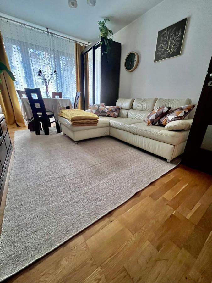 Yellow Apartment Airport Galeria Mokotow Netflix Warsaw Ngoại thất bức ảnh